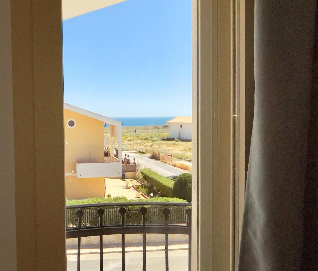 Casa P. Greco Hotell Portopalo Di Capo Passero Exteriör bild